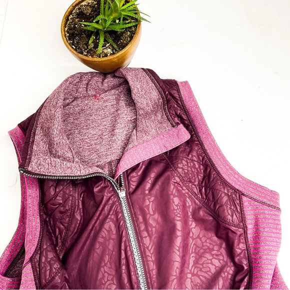 lululemon athletica Jackets & Blazers - Lululemon Vest Pink Purple Zip Up Running Layer Size 6